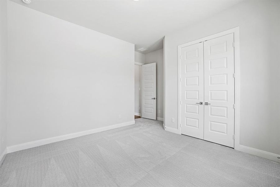 Spacious, unfurnished interior of a new home in Terraces – Classics, Rockwall (Image 22). Spacious, unfurnished interior of a new home in Terraces – Classics, Rockwall (Image 22).