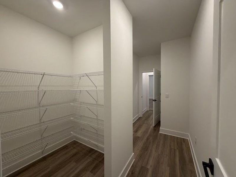 Spacious, unfurnished interior of a new home in Tuscany Hills, Douglasville (Image 12).