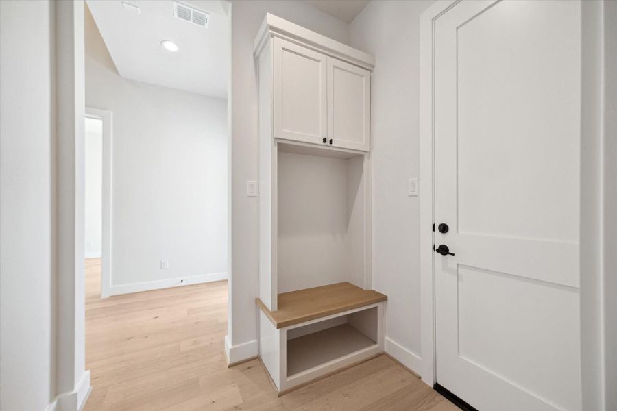 Mud Nook - similar to 431 Venado View