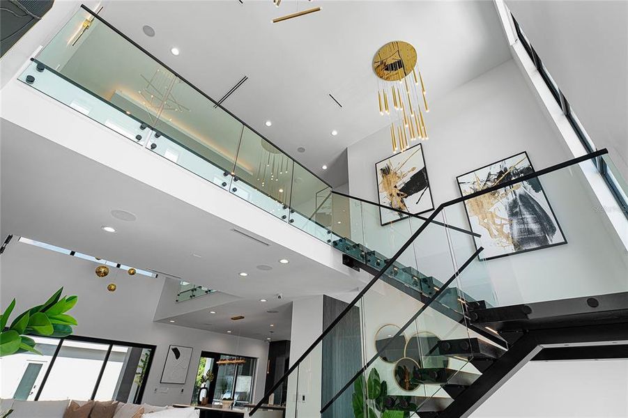 Image 47 of a home in .