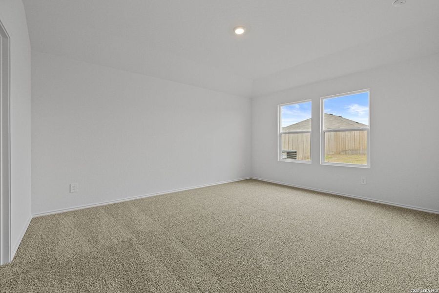 Spacious, unfurnished interior of a new home in Arroyo Ranch, Seguin (Image 24). Spacious, unfurnished interior of a new home in Arroyo Ranch, Seguin (Image 24).