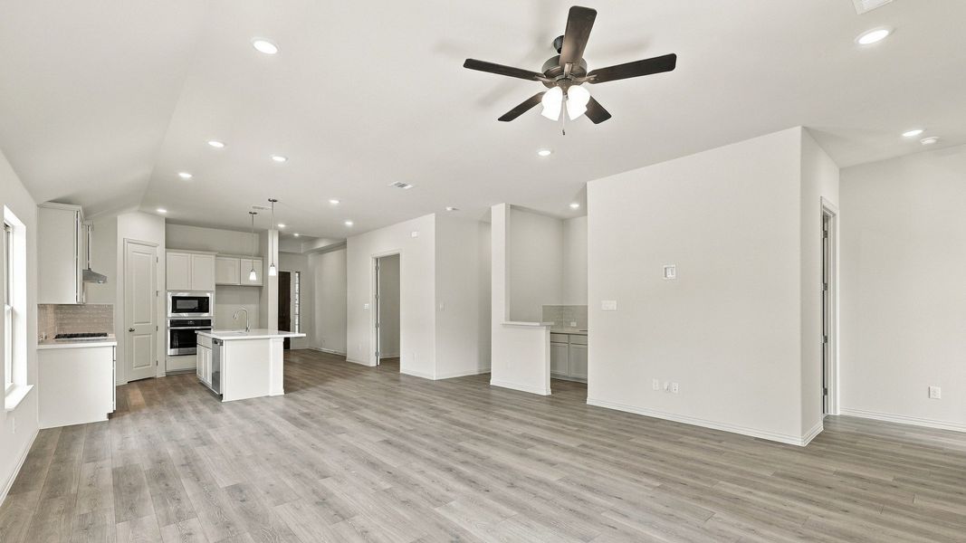Furnished interior view inside a new home in Wildflower Ranch, Fort Worth (Image 19). Furnished interior view inside a new home in Wildflower Ranch, Fort Worth (Image 19).