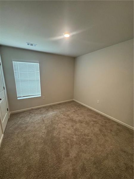 Spacious, unfurnished interior of a new home in , Dahlonega (Image 21).