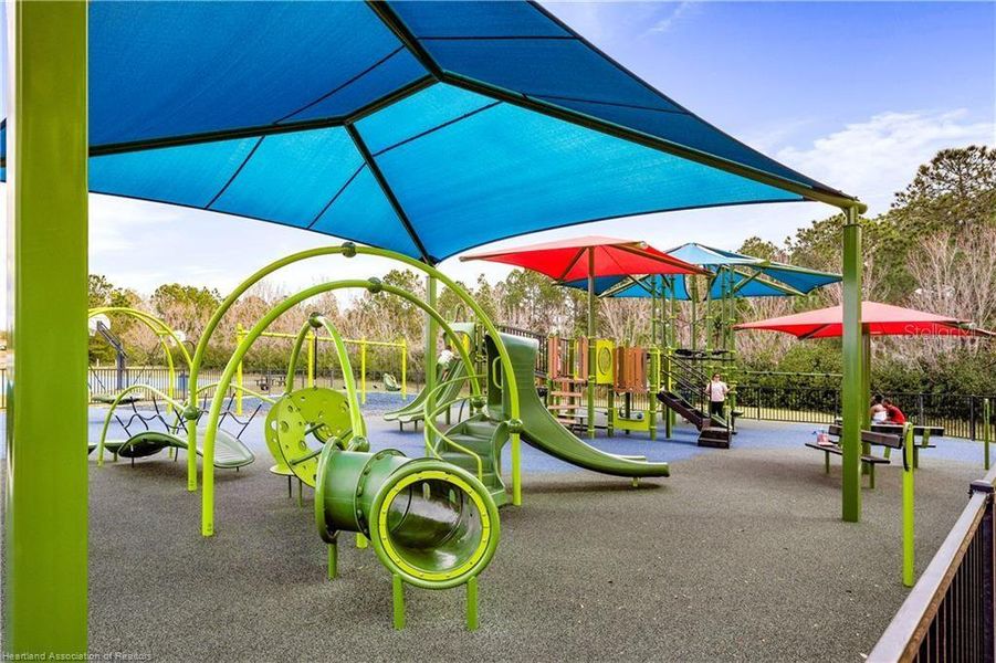 Community amenities in , Sebring (Image 20). Community amenities in , Sebring (Image 20).