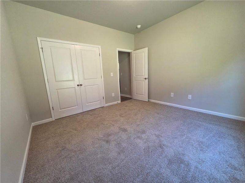 Spacious, unfurnished interior of a new home in River Meadows, Bethlehem (Image 28).