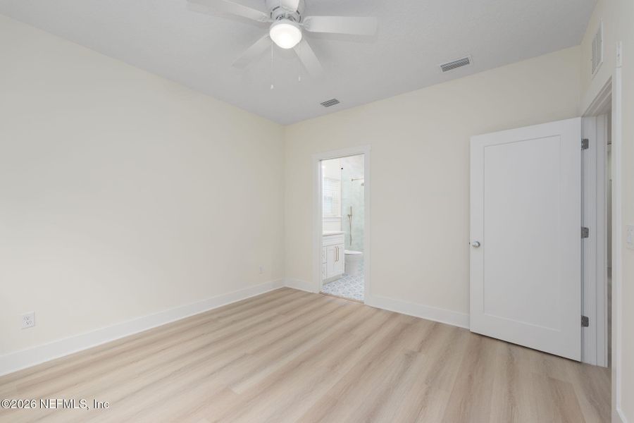 Spacious, unfurnished interior of a new home in , St. Augustine (Image 21).