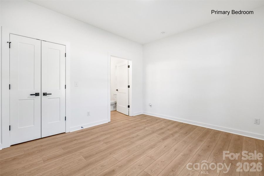 Spacious, unfurnished interior of a new home in , Lancaster (Image 18).