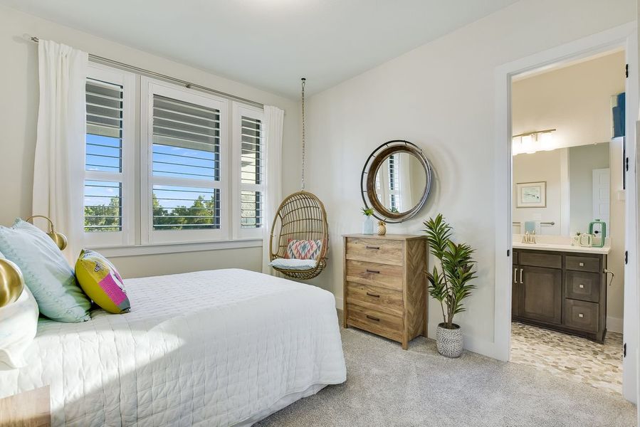 Representative furnished interior of a home built from the Siena III by Giddens Homes in Clearwater Ranch, Liberty Hill (Image 103).