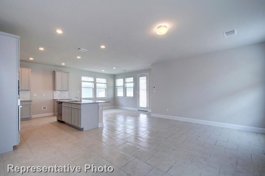 Representative unfurnished interior of a home built from the Hymeadow 1950 by Brohn Homes in Hymeadow, Maxwell (Image 24).
