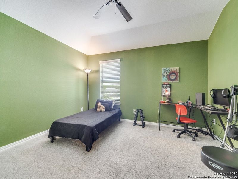 Furnished interior view inside a new home in Regent Park, Boerne (Image 4).