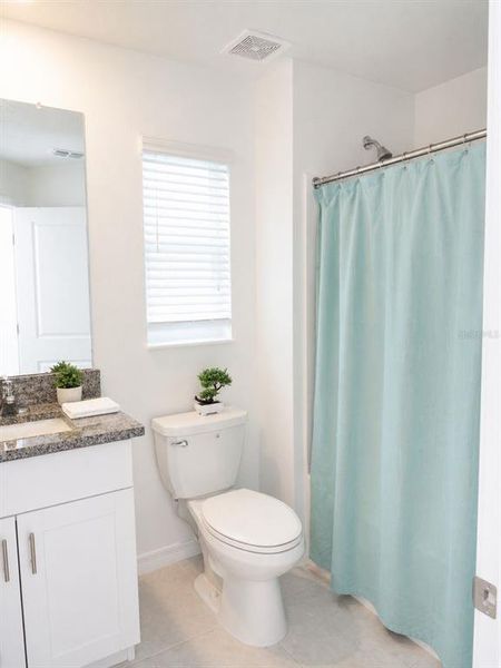Furnished interior view inside a new home in , Zephyrhills (Image 11).