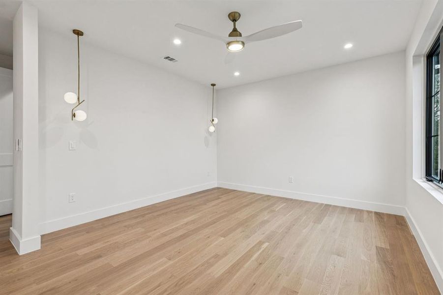 Spacious, unfurnished interior of a new home in , Dallas (Image 39). Spacious, unfurnished interior of a new home in , Dallas (Image 39).