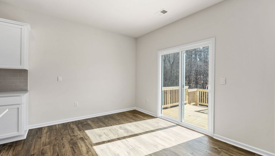 Spacious, unfurnished interior of a new home in Spring Ridge, Anderson (Image 26).