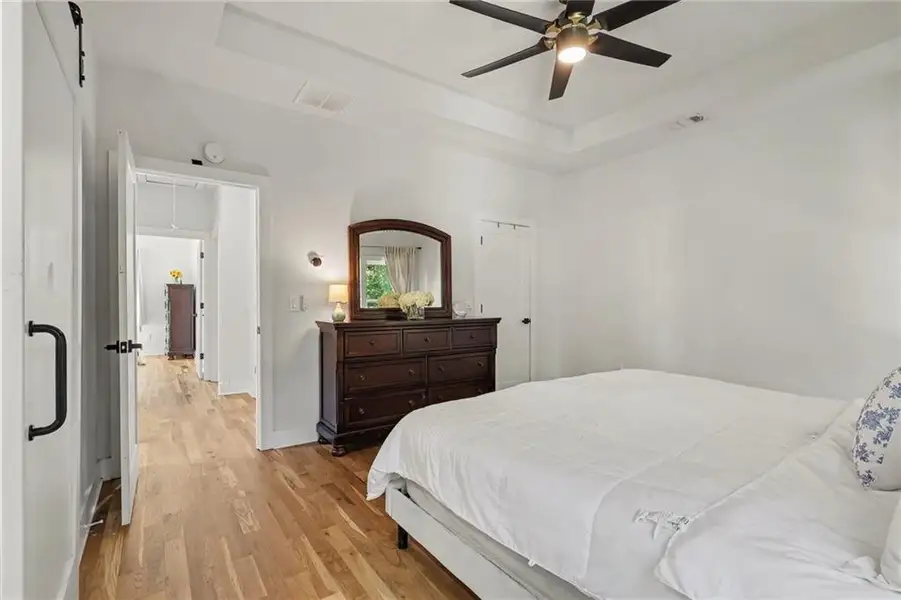 Furnished interior view inside a new home in , Atlanta (Image 15).