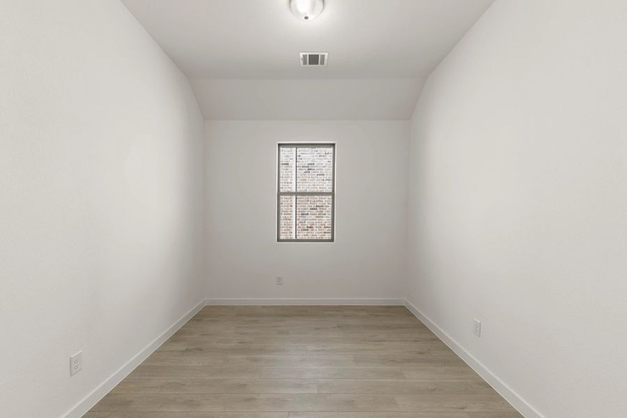 Flex Room