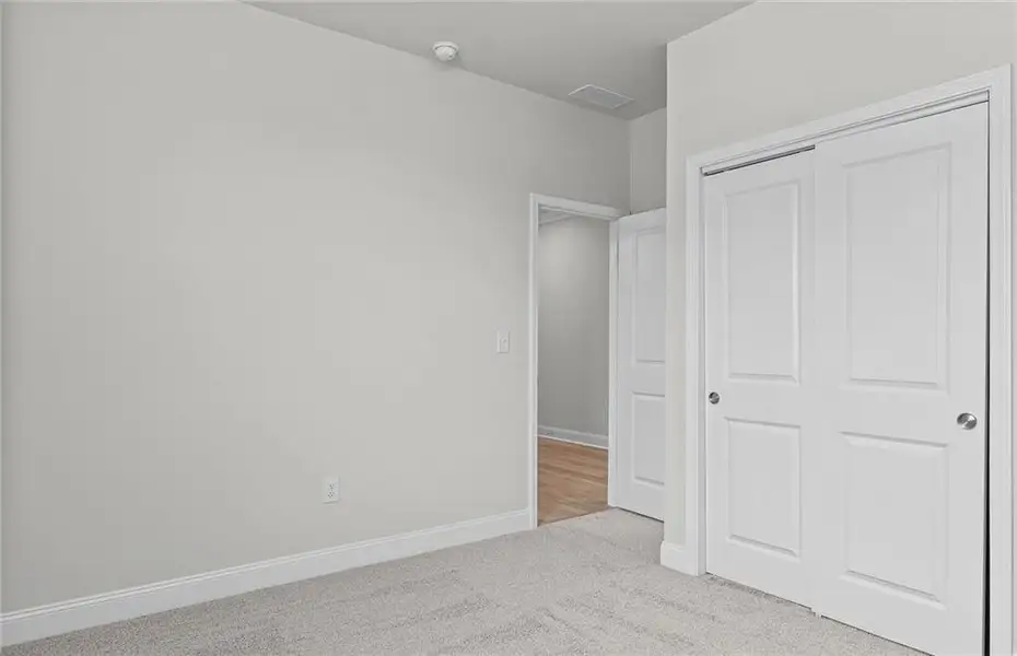 Spacious, unfurnished interior of a new home in Overland, Locust Grove (Image 25). Spacious, unfurnished interior of a new home in Overland, Locust Grove (Image 25).