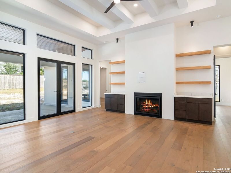 Spacious, unfurnished interior of a new home in , Boerne (Image 46).