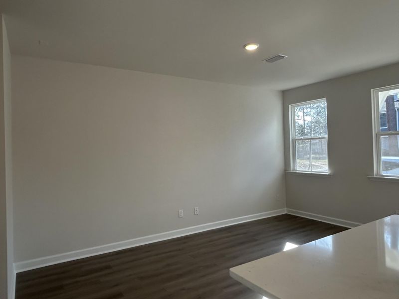 Spacious, unfurnished interior of a new home in , Summerville (Image 29).