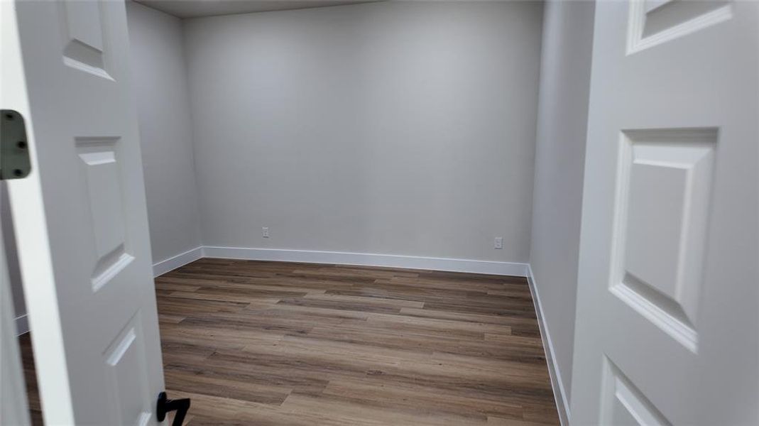 Spacious, unfurnished interior of a new home in , Union Valley (Image 24).