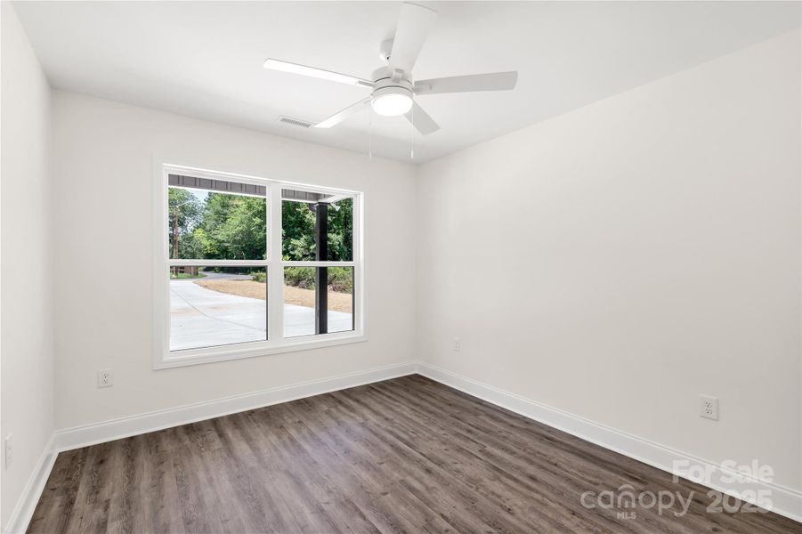 Spacious, unfurnished interior of a new home in , Clover (Image 11).