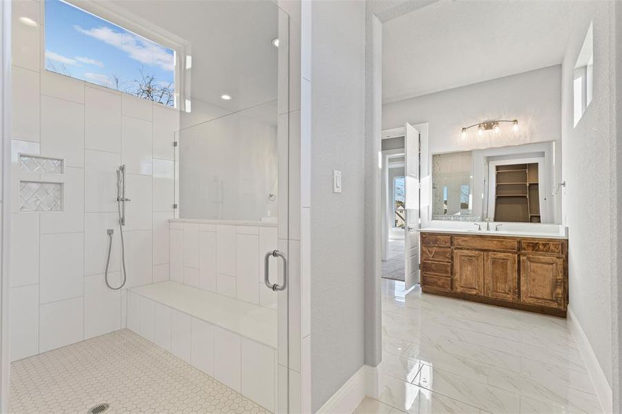 Furnished interior view inside a new home in , Weatherford (Image 15).