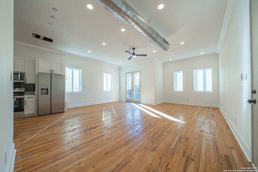 Spacious, unfurnished interior of a new home in , San Antonio (Image 16). Spacious, unfurnished interior of a new home in , San Antonio (Image 16).