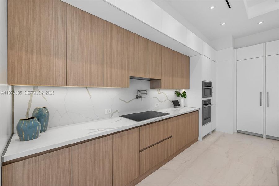 Furnished interior view inside a new home in , Fort Lauderdale (Image 40).