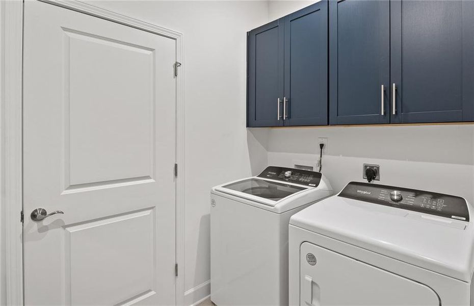 Furnished interior view inside a new home in Sun City Peachtree, Griffin (Image 10).