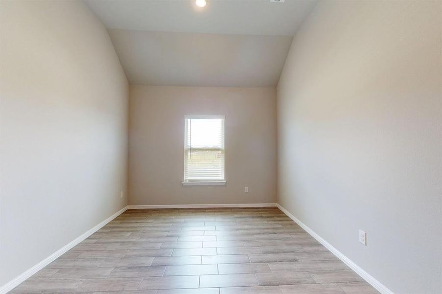 Spacious, unfurnished interior of a new home in Prairie Ridge at Goodland, Venus (Image 24). Spacious, unfurnished interior of a new home in Prairie Ridge at Goodland, Venus (Image 24).