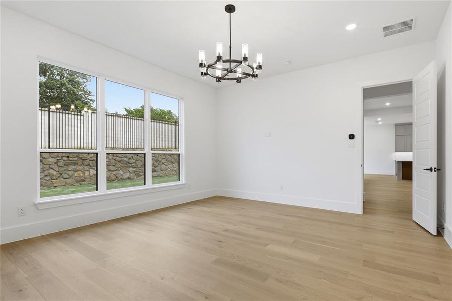 Spacious, unfurnished interior of a new home in The Grove, North Richland Hills (Image 28).