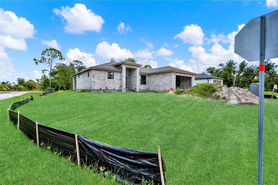 This is the house next door which is being built right now.  In case you're looking to buy 2 houses that are next to each other look up 1270 Miliken Terrace.  It is the corner lot!