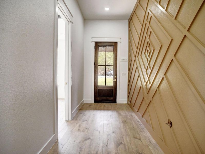 Spacious, unfurnished interior of a new home in , Bastrop (Image 29).