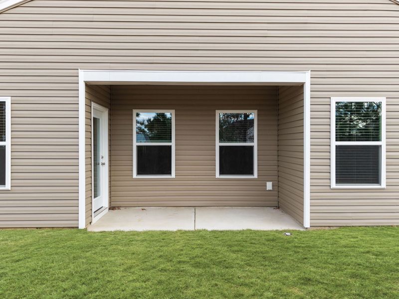 604 South Squires Run Lane, Richlands, NC.  - Slide 4