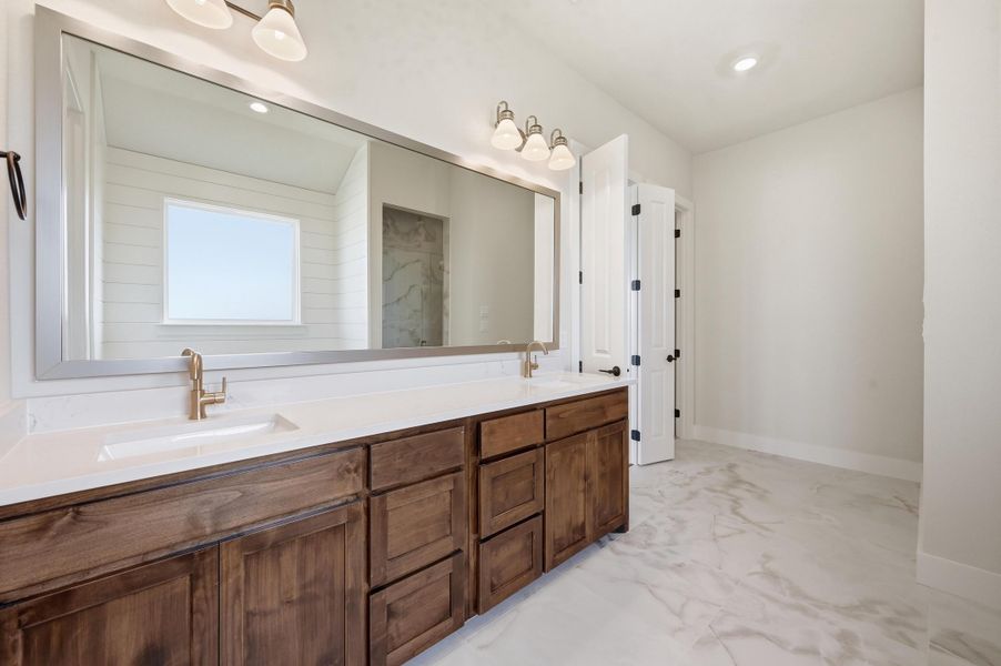 Furnished interior view inside a new home in Aledo Heights - Aledo ISD, Annetta (Image 14).