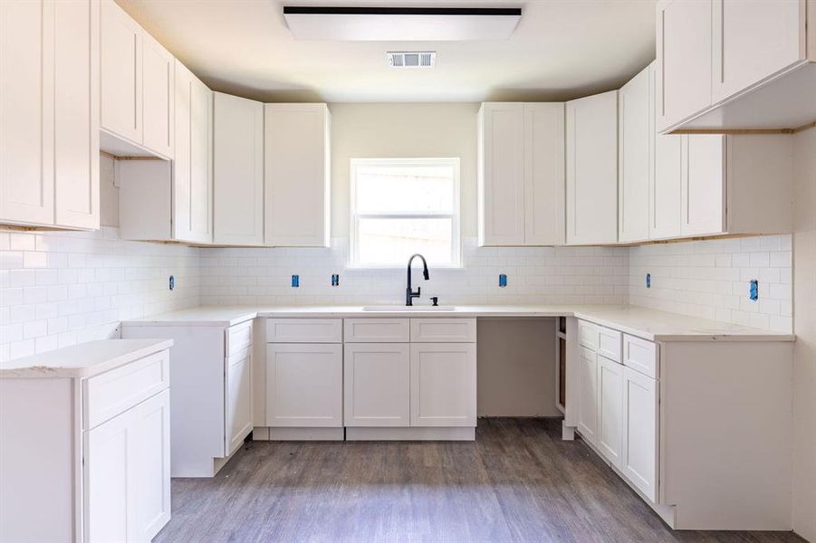 Furnished interior view inside a new home in , Fort Worth (Image 7). Furnished interior view inside a new home in , Fort Worth (Image 7).