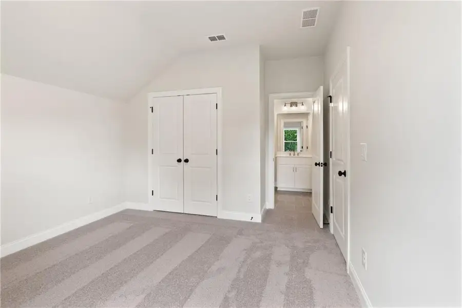 Spacious, unfurnished interior of a new home in Promenade at Sawnee Village, Cumming (Image 31).