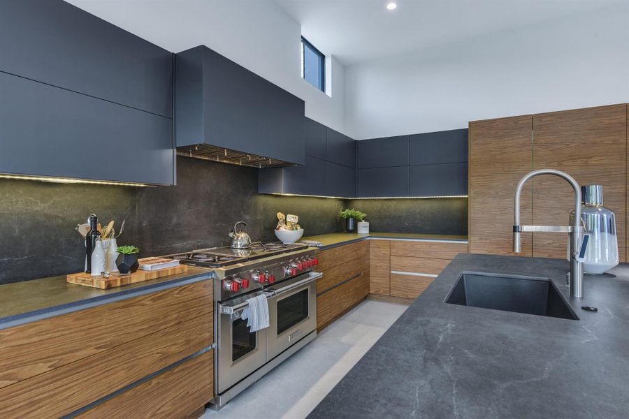 Furnished interior view inside a new home in , Boca Raton (Image 8). Furnished interior view inside a new home in , Boca Raton (Image 8).