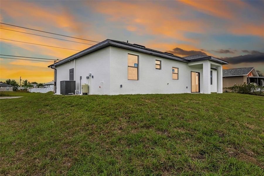 Exterior details and patio area of a home in , Lehigh Acres (Image 3).