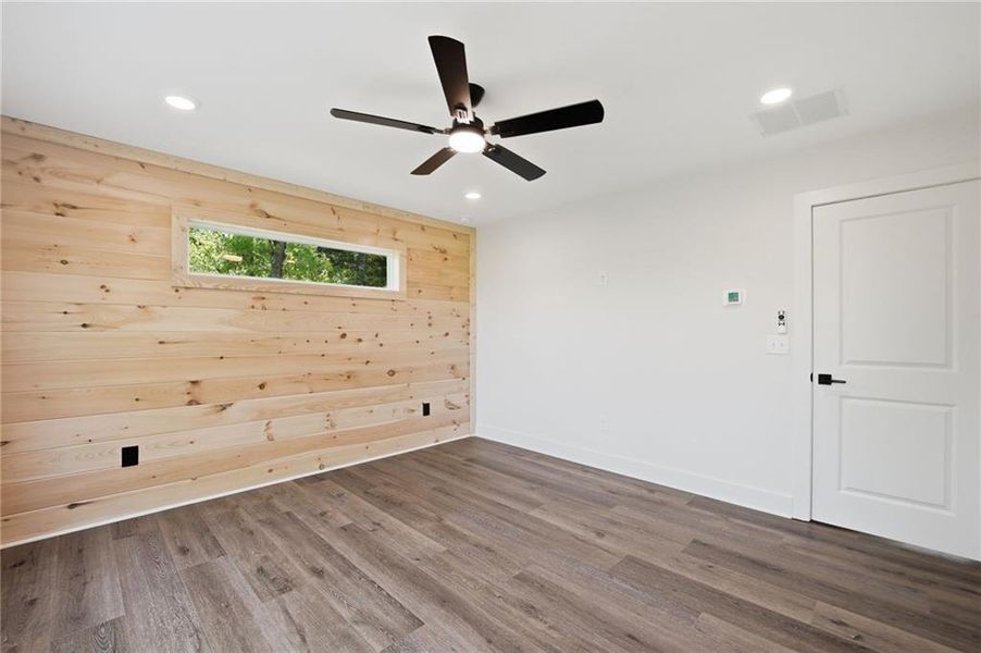 Spacious, unfurnished interior of a new home in , Ranger (Image 42).