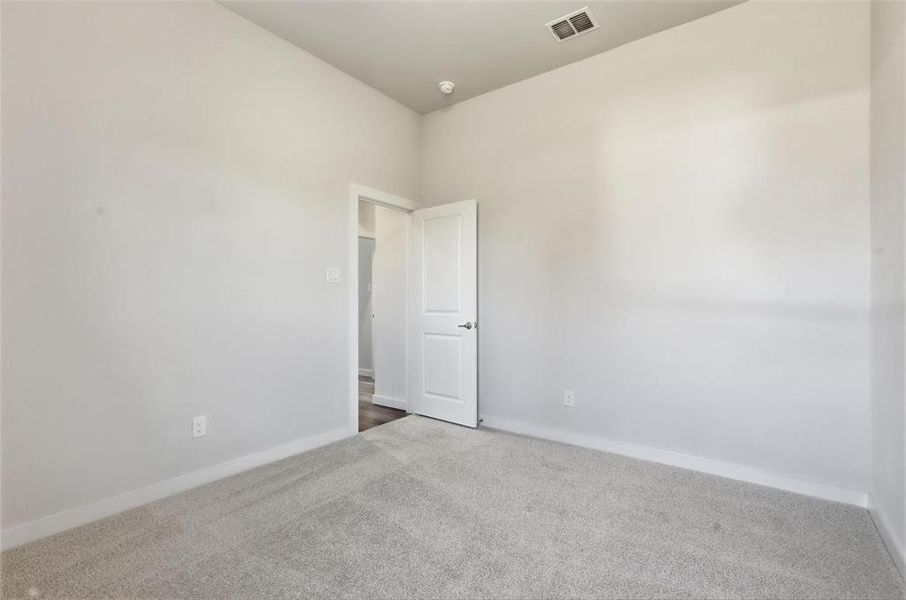 Spacious, unfurnished interior of a new home in Pyramid Acres, Benbrook (Image 18). Spacious, unfurnished interior of a new home in Pyramid Acres, Benbrook (Image 18).