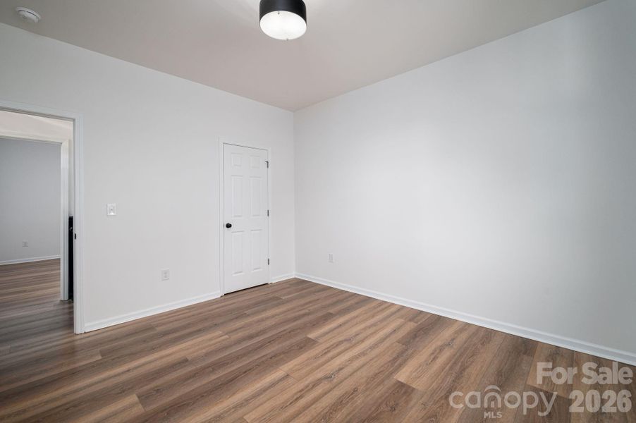 Spacious, unfurnished interior of a new home in , Shelby (Image 41).