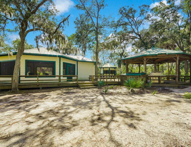 Exterior details and patio area of a home in , Seabrook (Image 39).