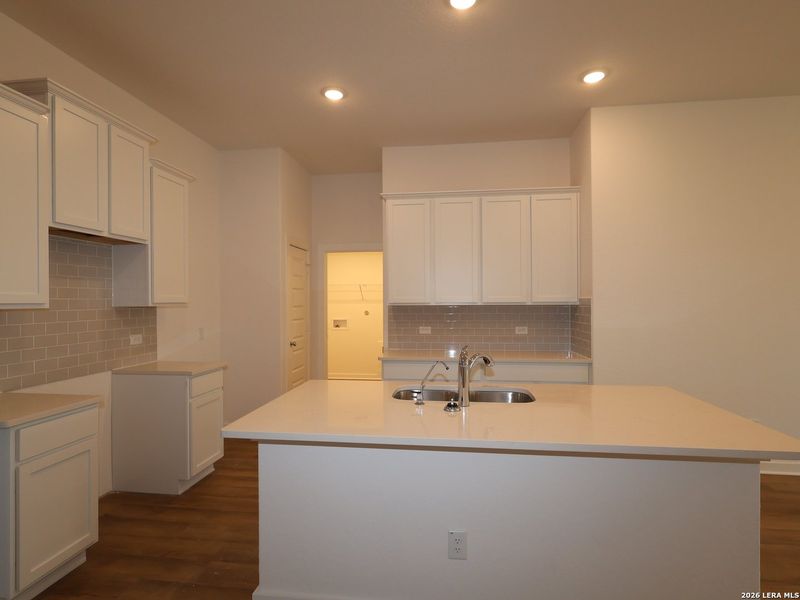 Furnished interior view inside a new home in Cinco Lakes, San Antonio (Image 9).
