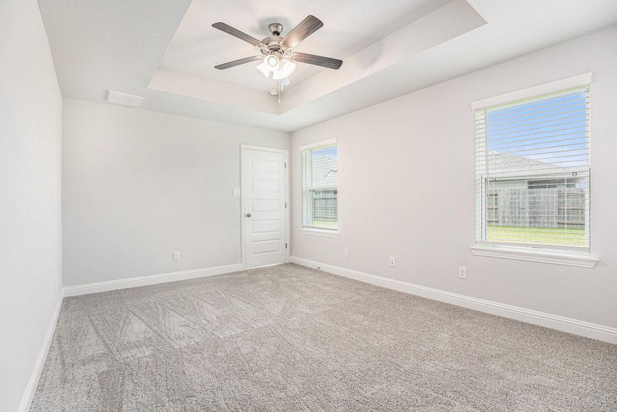 Spacious, unfurnished interior of a new home in Lago Mar, Texas City (Image 13). Spacious, unfurnished interior of a new home in Lago Mar, Texas City (Image 13).