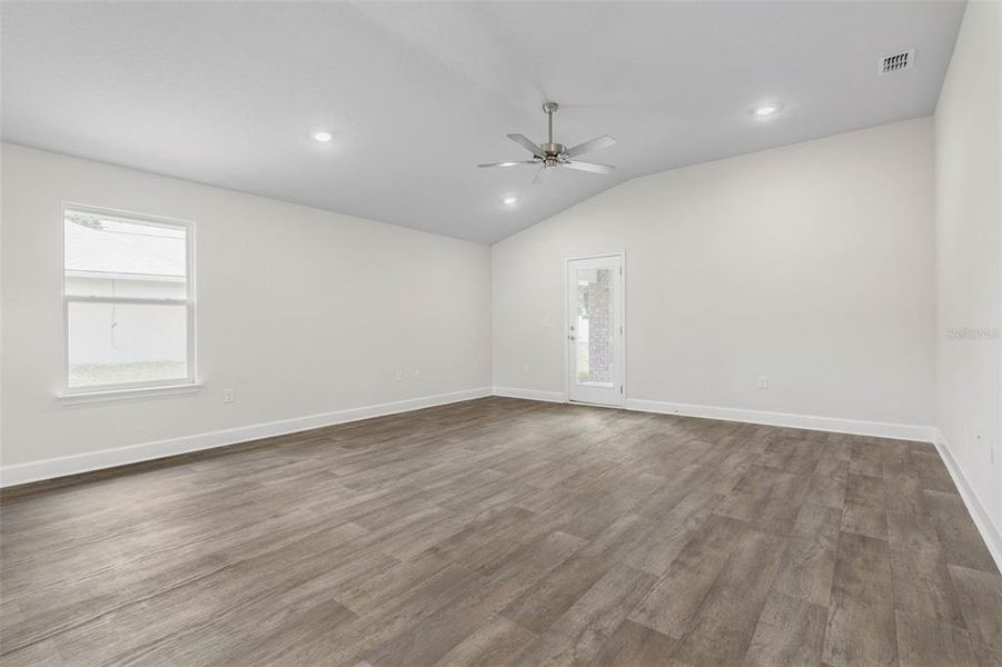 Spacious, unfurnished interior of a new home in Palm Coast, Palm Coast (Image 14). Spacious, unfurnished interior of a new home in Palm Coast, Palm Coast (Image 14).