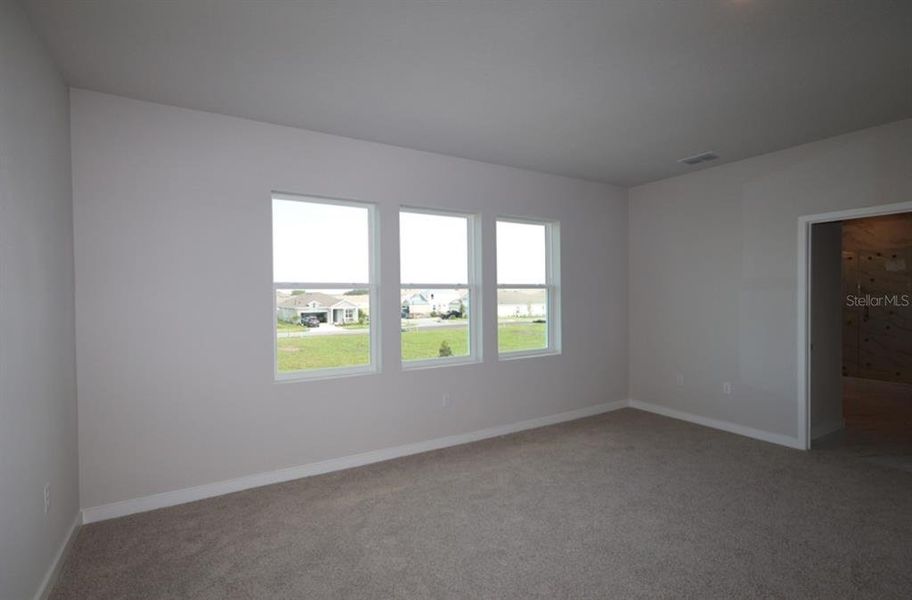Spacious, unfurnished interior of a new home in Waterset Tradition Series, Apollo Beach (Image 6). Spacious, unfurnished interior of a new home in Waterset Tradition Series, Apollo Beach (Image 6).