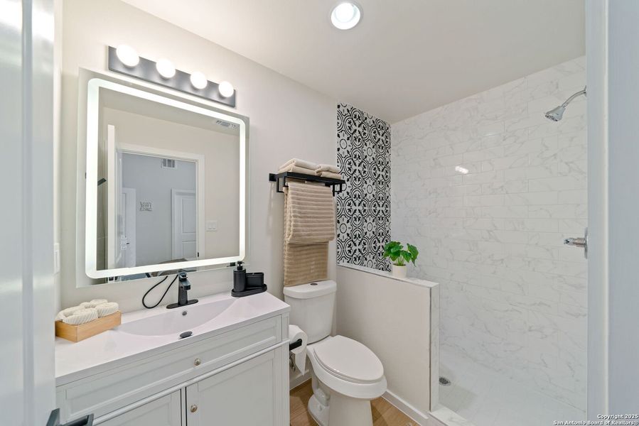 Furnished interior view inside a new home in , San Antonio (Image 21). Furnished interior view inside a new home in , San Antonio (Image 21).