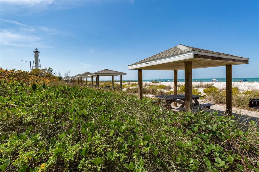 Community amenities in , Rotonda West (Image 35).