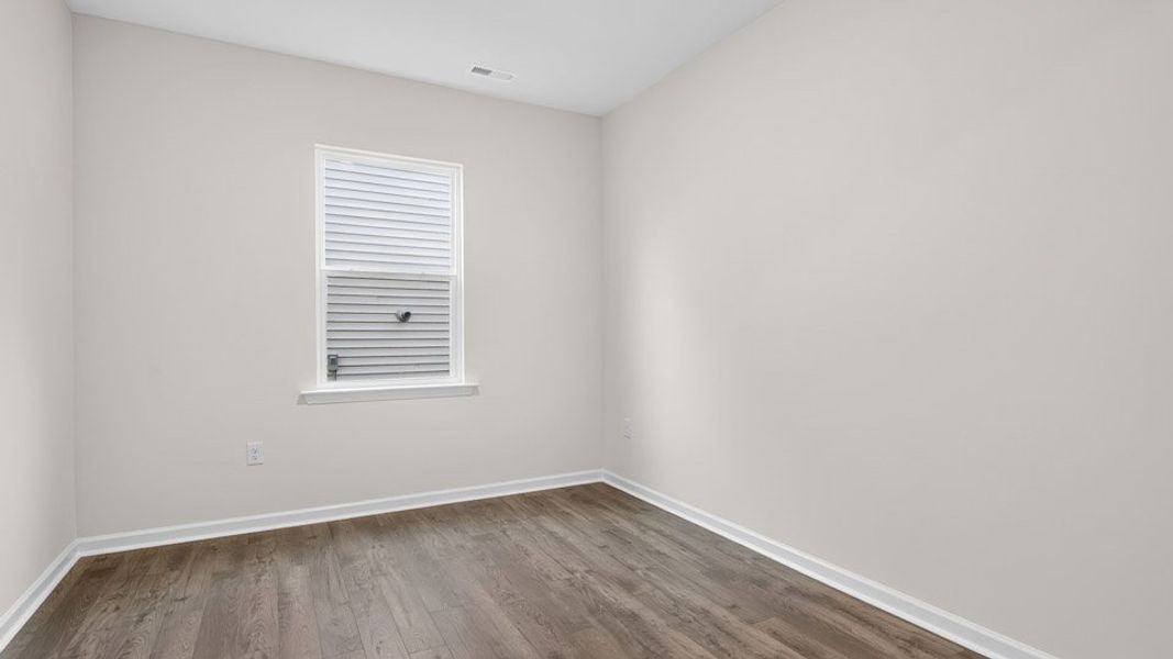 Spacious, unfurnished interior of a new home in Galvins Ridge, Sanford (Image 13).