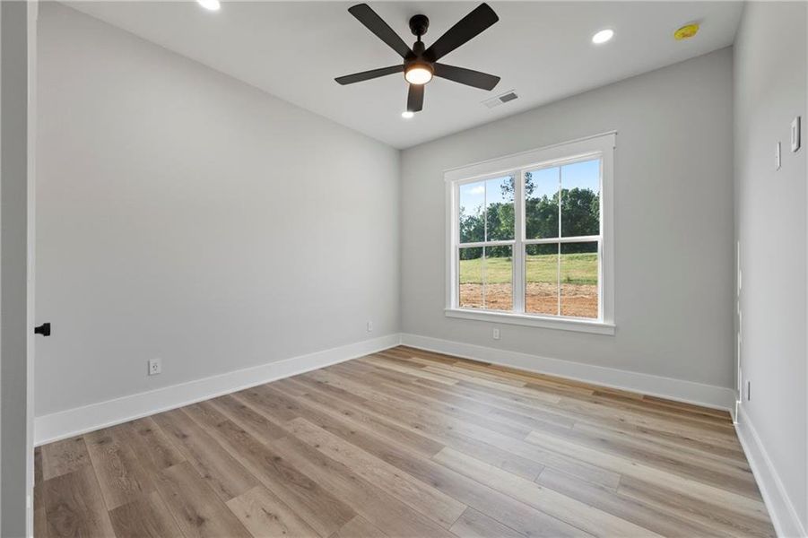 Spacious, unfurnished interior of a new home in , Nicholson (Image 23).